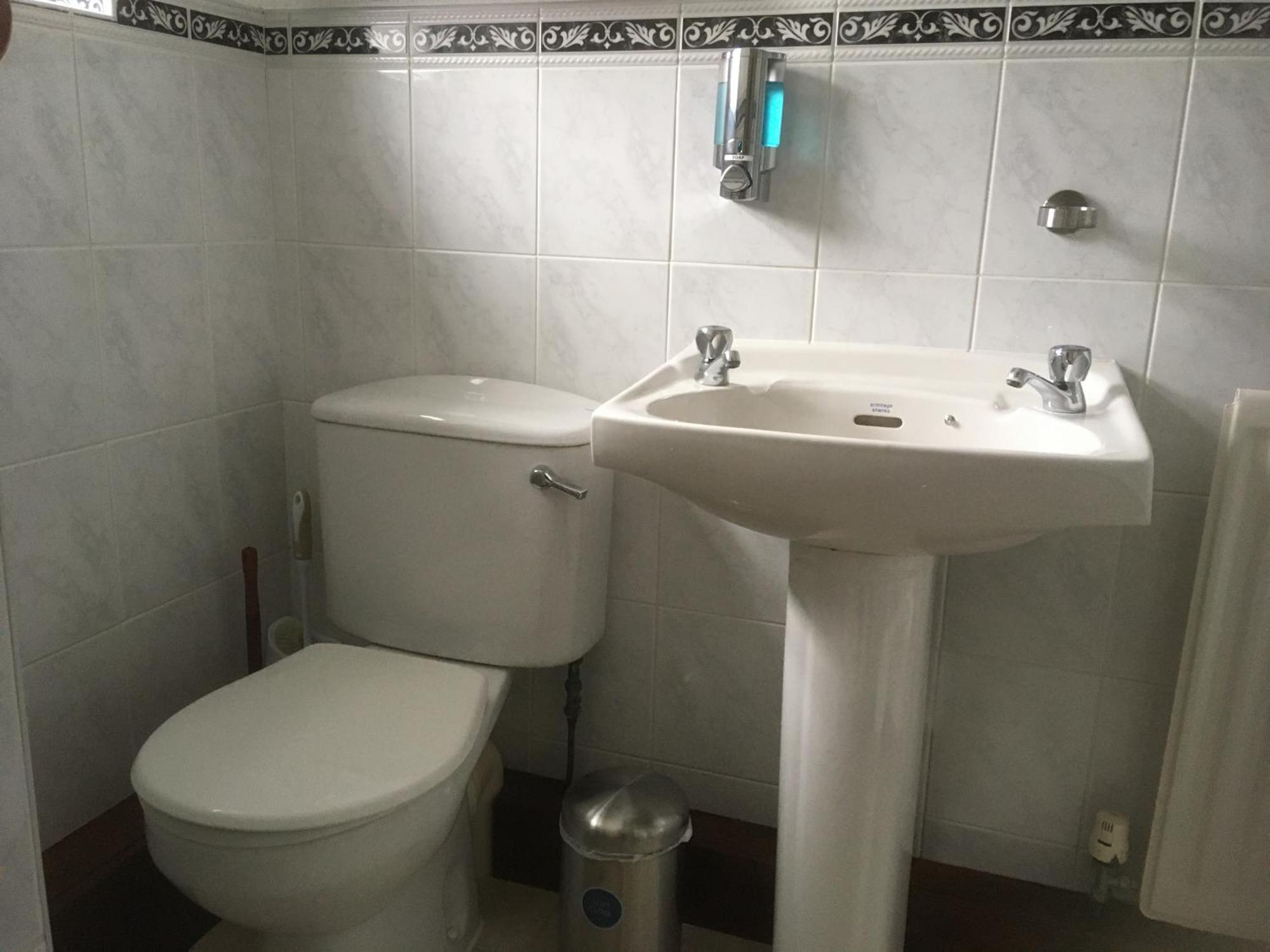 Grove House Guest House Telford Room photo